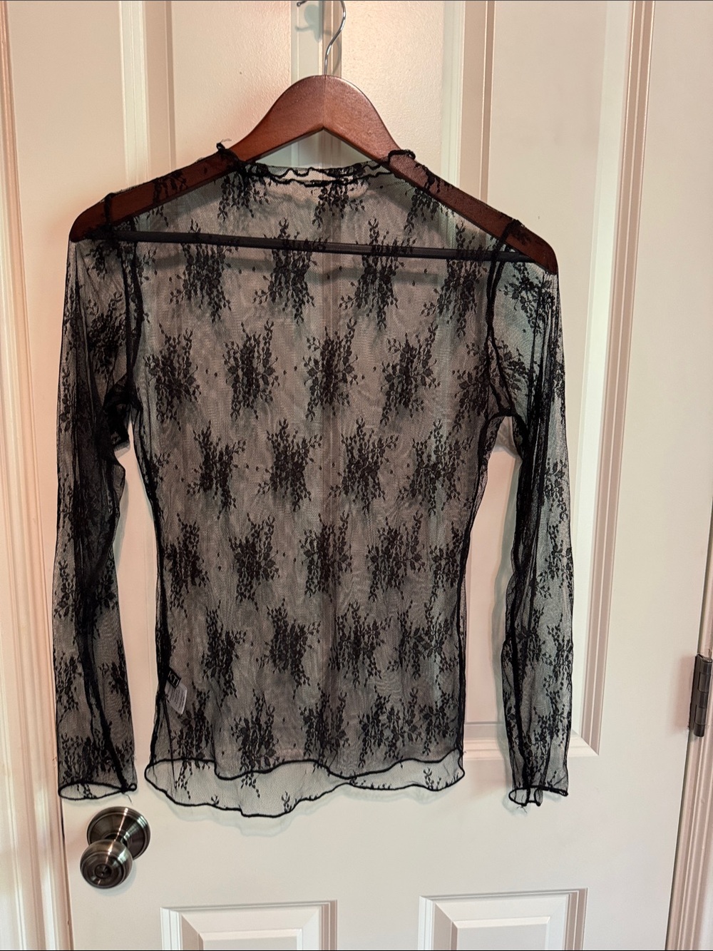 Black Sheer Lace Long-Sleeve Women’s Top